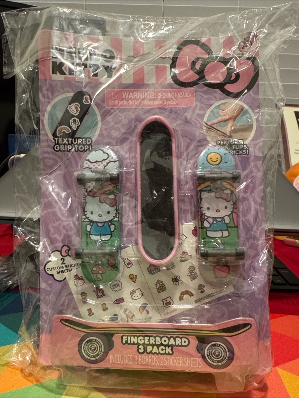 Hello Kitty Bundle (3pk. fingerboard & HK purple figurine)